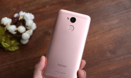 荣耀畅玩6a还能用吗,流畅不卡不发热续航强推荐