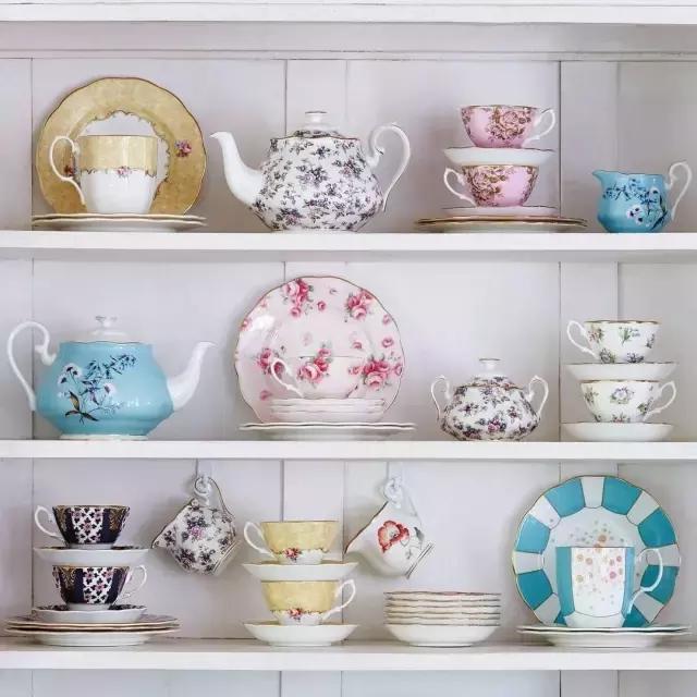 米兰达可儿优雅迷人又亮眼又吸睛,米兰达可儿冻龄护肤秘诀