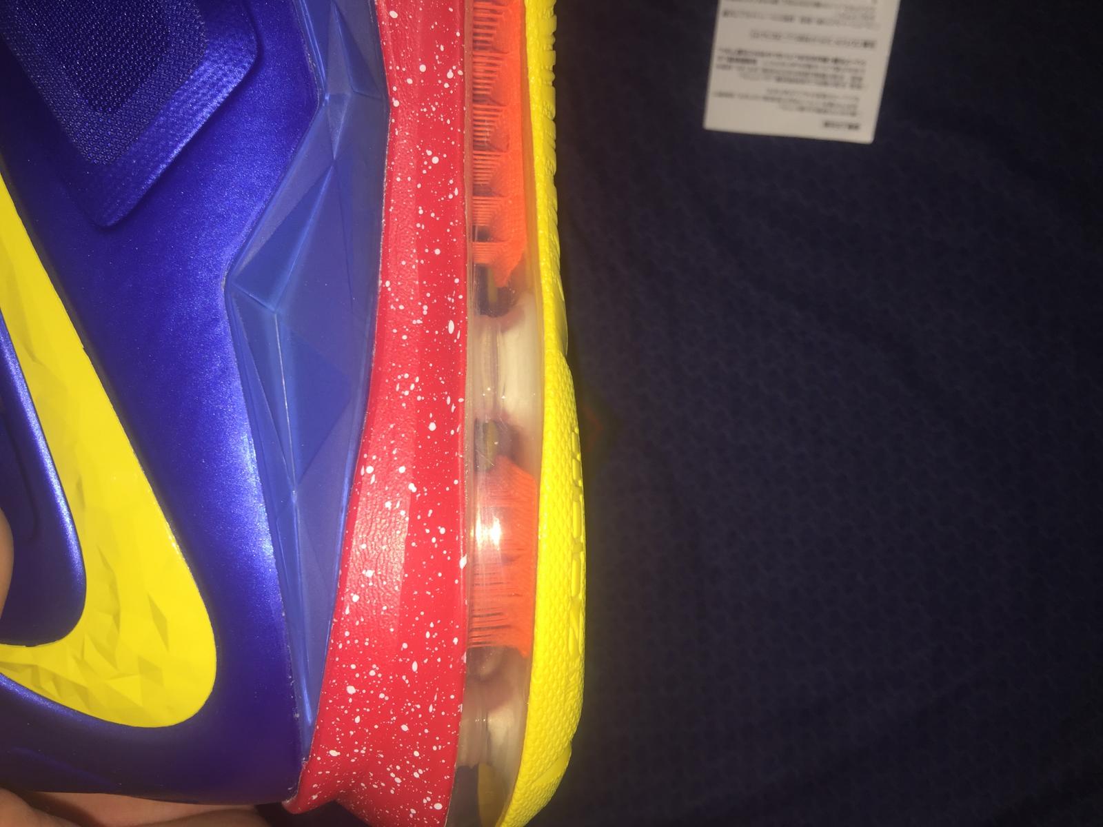 詹姆斯10snkrs,詹姆斯10精英版偏小吗