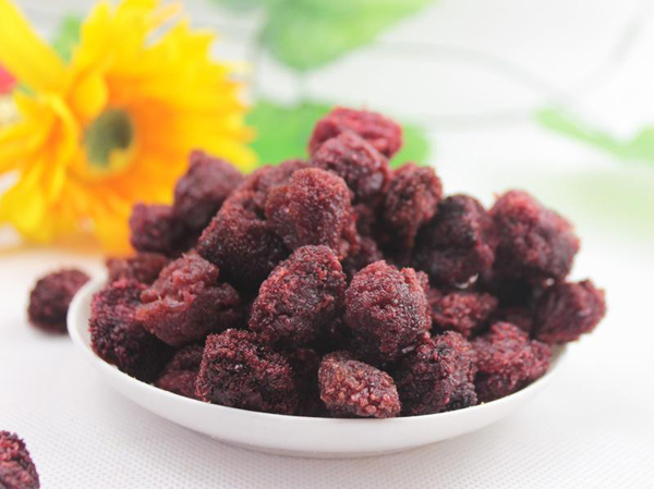 孕妇可以吃杨梅干,孕妇吃杨梅哪些要注意