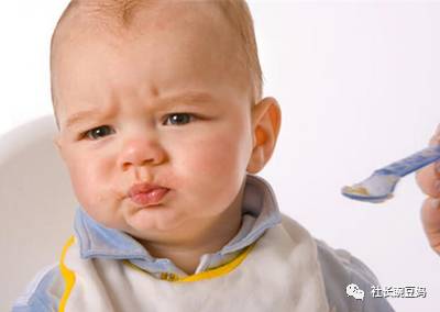 一岁三个月宝宝不吃辅食怎么办,一岁三个月宝宝不吃辅食只喝奶