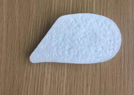 爆米花鞋底的特点,爆米花鞋底为什么像泡沫