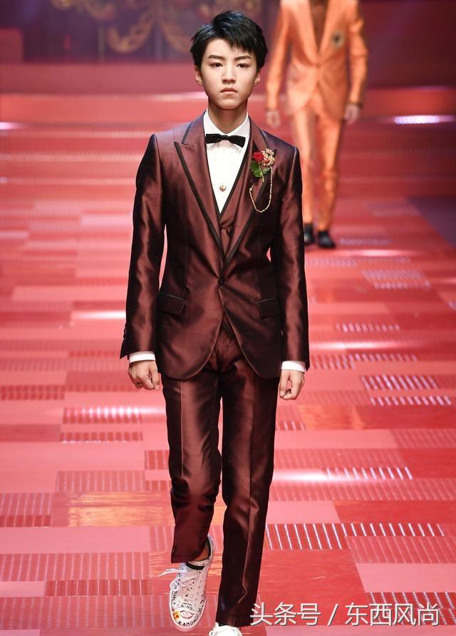 2018春夏巴黎时装周男装,王俊凯米兰时装周2018春夏男装秀