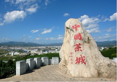 去云南旅游买玉手镯靠谱吗,去云南买玉手镯是真的吗