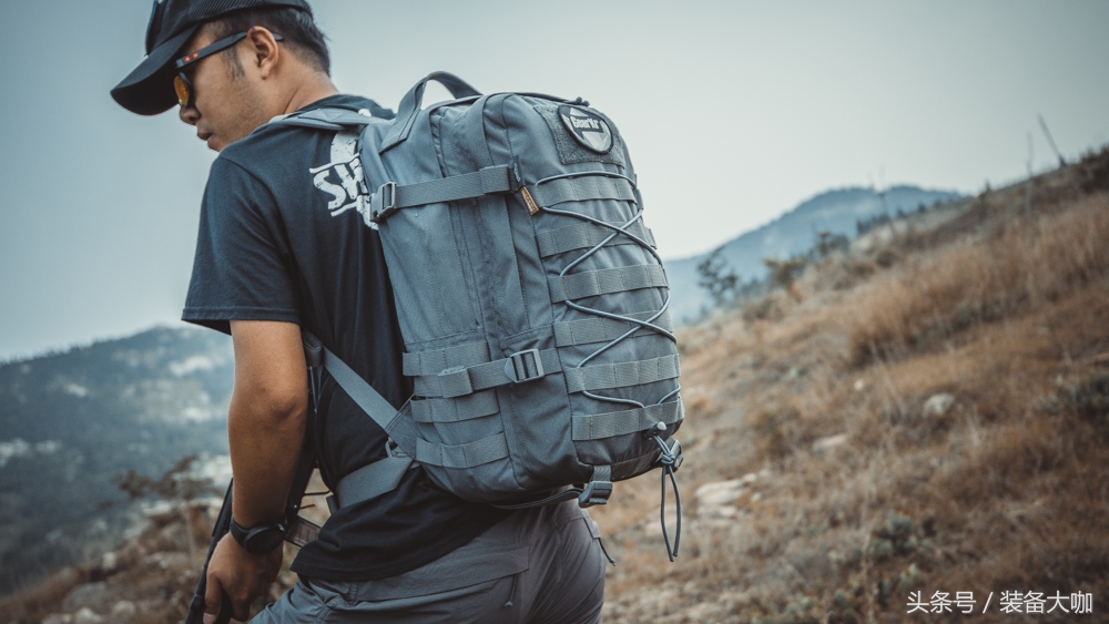 helikon适合通勤的战术包,浣熊背包测评