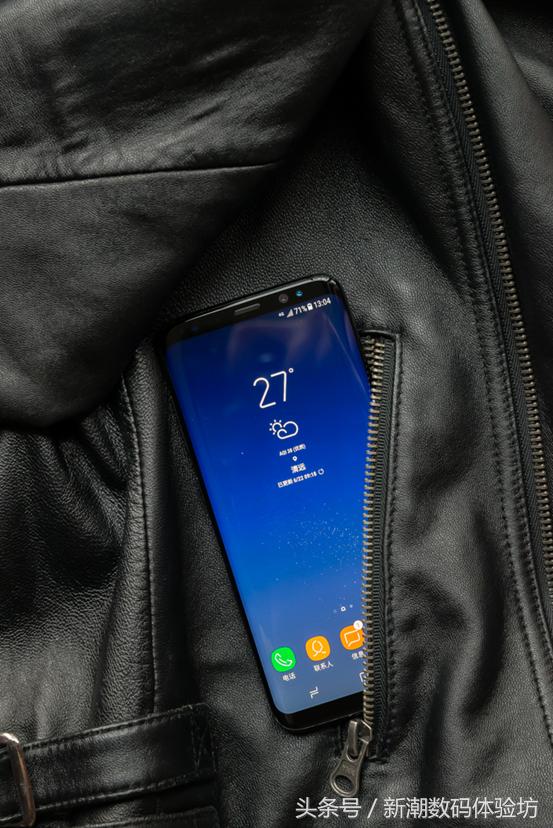 三星s8自带的akg耳机怎么样,三星s8与s8轻奢