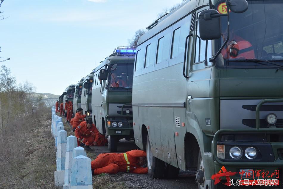 兵哥婚礼感人瞬间,感动的军人的婚礼视频