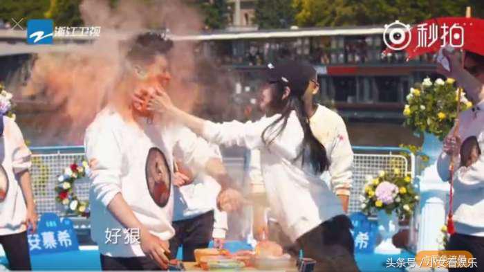 跑男第五季鹿晗热巴撕名牌,跑男中鹿晗和迪丽热巴