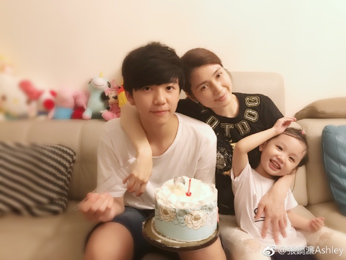 洪欣儿子11岁,洪欣的儿子最新视频