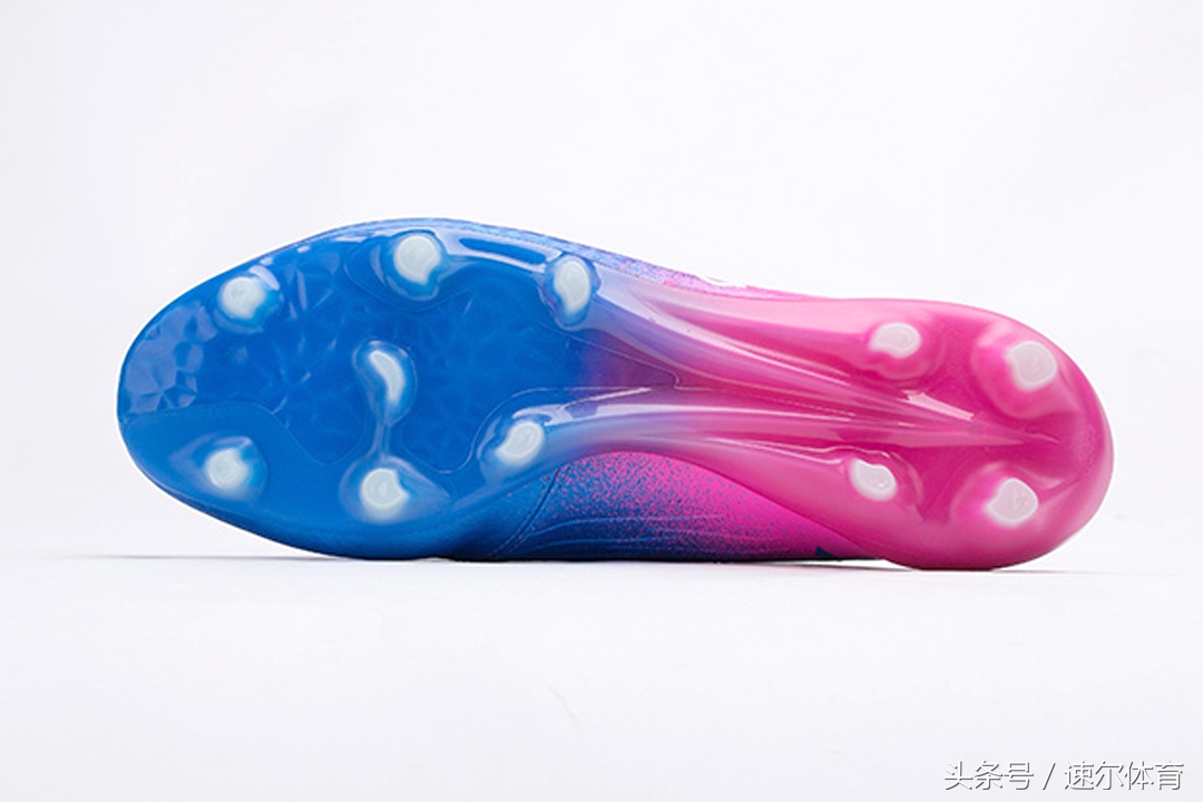 500块能买什么顶级足球鞋,500元以内的足球鞋推荐