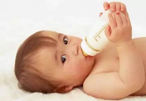 宝宝便秘的七大误区,关于宝宝便秘的几个误区