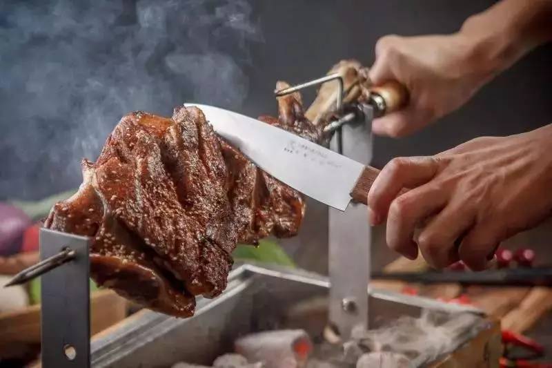 点燃今年夏天的第一把火！一大波超劲爆的美食优惠正在赶来！