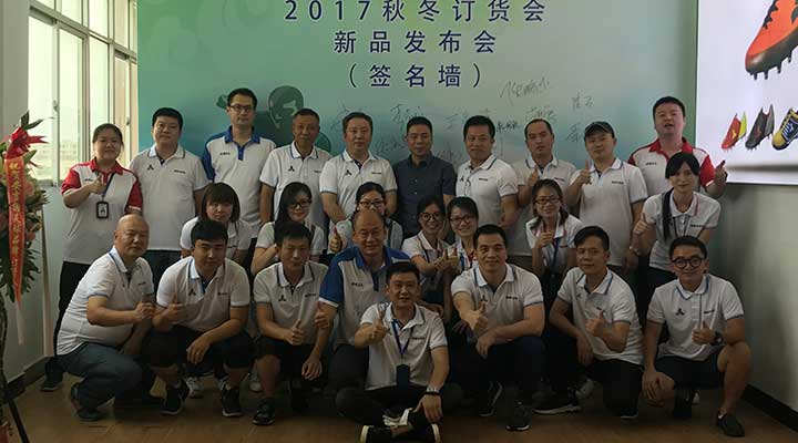 墨西哥国足验证的好鞋，你也可以享受奥运冠军的待遇了！