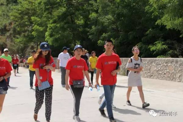 「祈福文化旅游节」2017武山县东方微笑杯“文明旅游善行武山”全民健身徒步活动成功举办