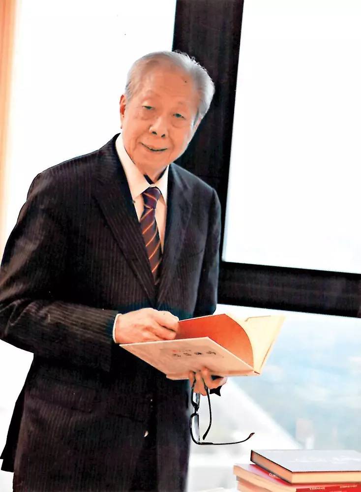 香港富豪施子清采访,香港富商施子清