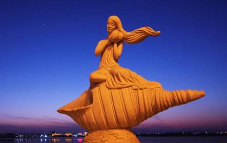 专栏 | 王晶，迎合是一种罪（文末有福利）