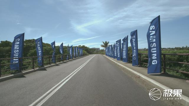 三星最好的显示器是什么,为什么大家都说三星的手机屏幕好