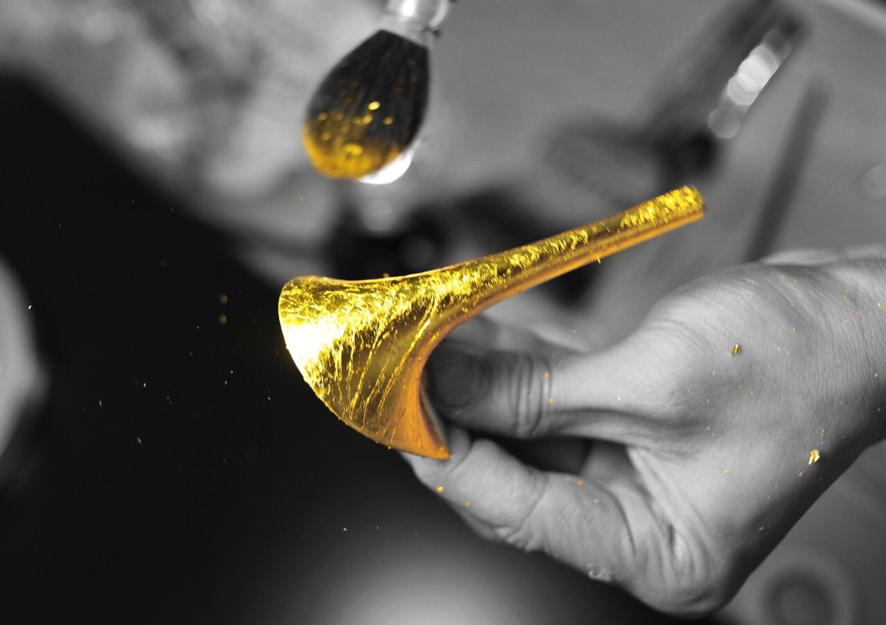 镶金边的高跟鞋！凯特妃最爱，老佛爷钦点，女星们集体买买买！