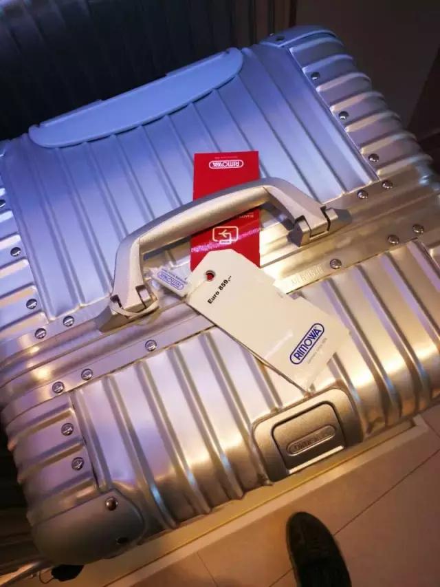 rimowa的箱子哪个最好,rimowa箱子哪里买