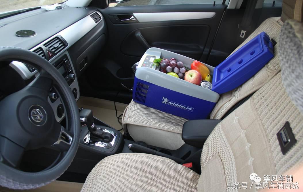 点烟器孔可以随便插吗,点烟器接口不用可以塞纸巾吗