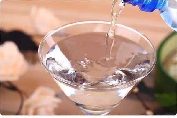 孩子拉肚子止泻小妙招中药,孩子拉肚子止泻怎么推拿