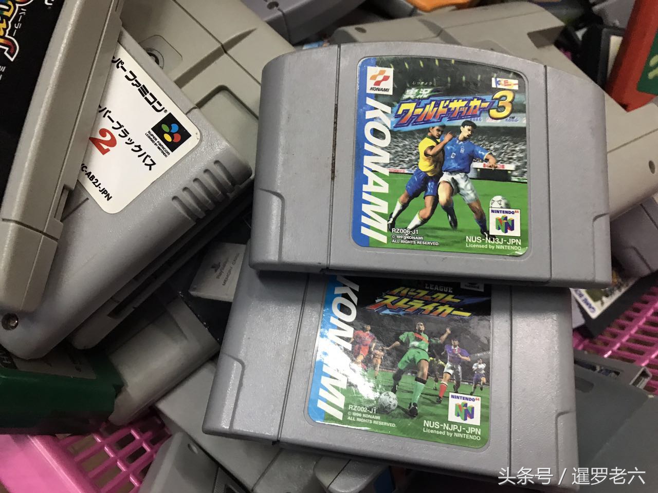 车型的刮胡刀真有趣、乳胶枕70元一个！泰国旧货的玉镯子您给估估价？