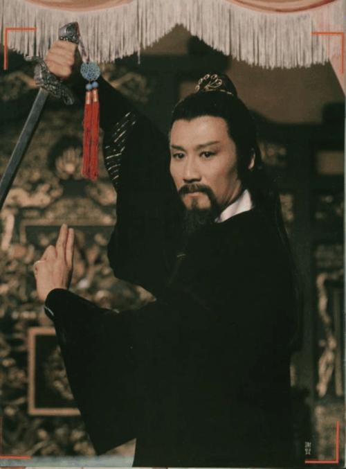 tvb85到90年的当家花旦有谁,85岁高龄的tvb金牌老戏骨