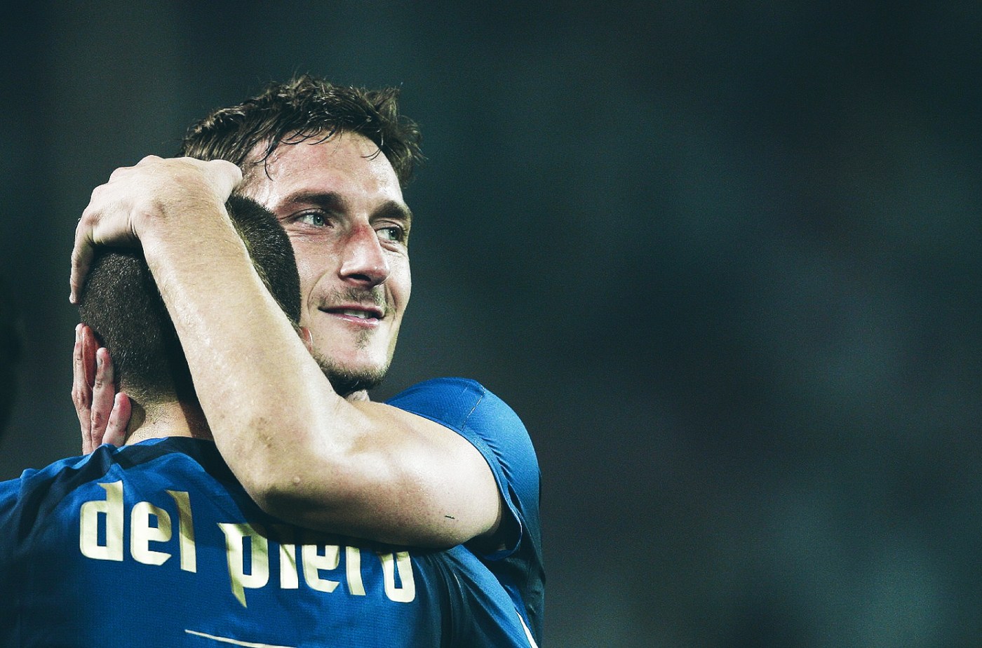 25年，只为一座城，这就是他用生命对足球的定义