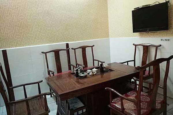 视力需要关怀眼光决定未来！——访武汉大学总裁49班学员万江涛