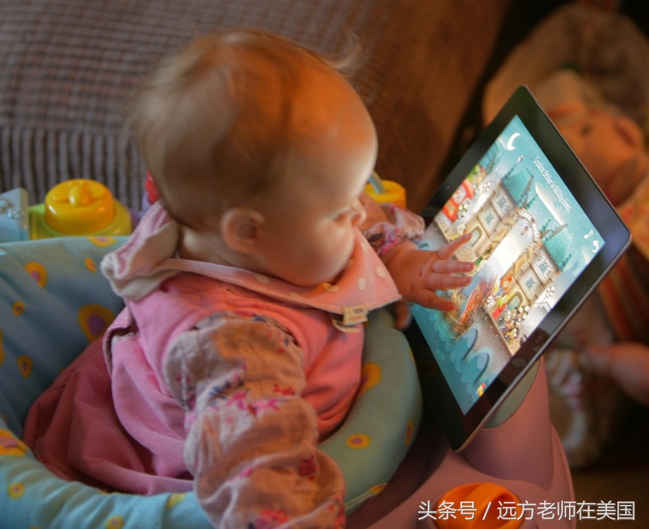 平板电脑对孩子眼睛伤害,看手机平板电脑对孩子危害