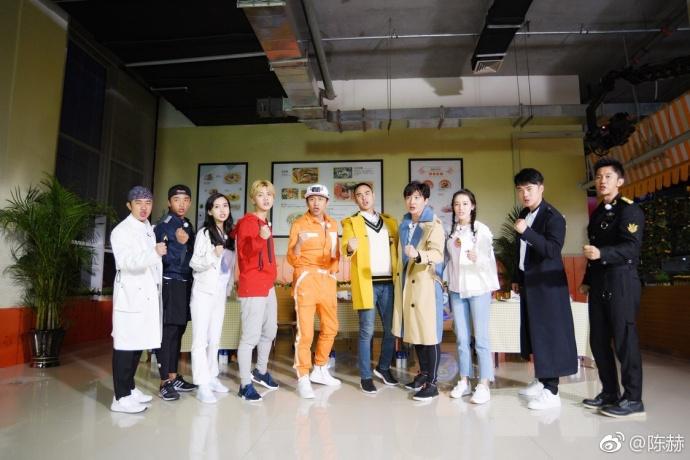 奔跑吧第一季李沁林志玲,奔跑吧林志玲李沁唐艺昕完整视频