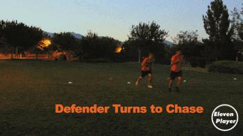 足球长传技巧详细解析,足球边路传中技巧教学