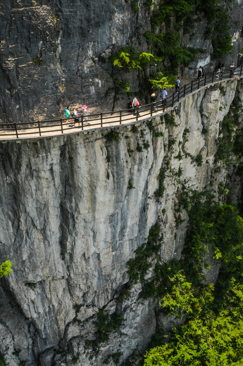 恩施大峡谷落石砸死游客,恩施大峡谷落石砸人