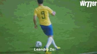 盘点内马尔10大经典任意球破门,经典足球过人集锦