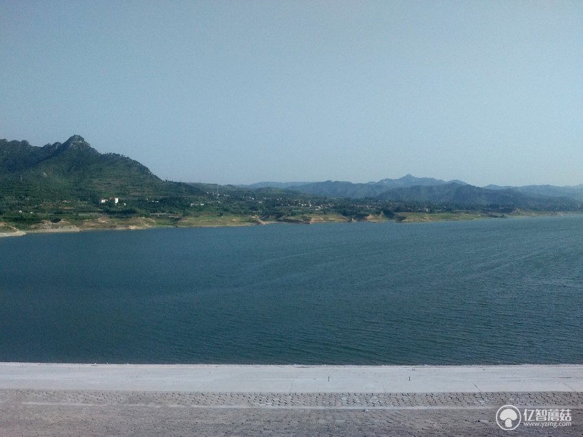 魅蓝e2手机怎么样,魅蓝E2