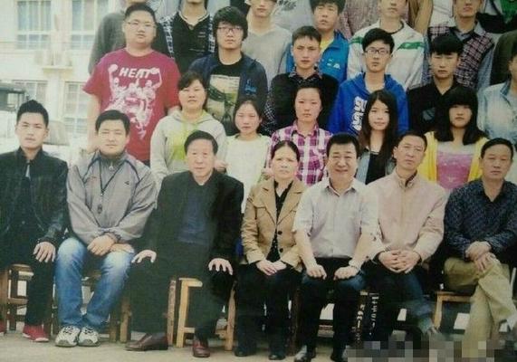 少年站起来歌曲,少年你应该勇敢起来