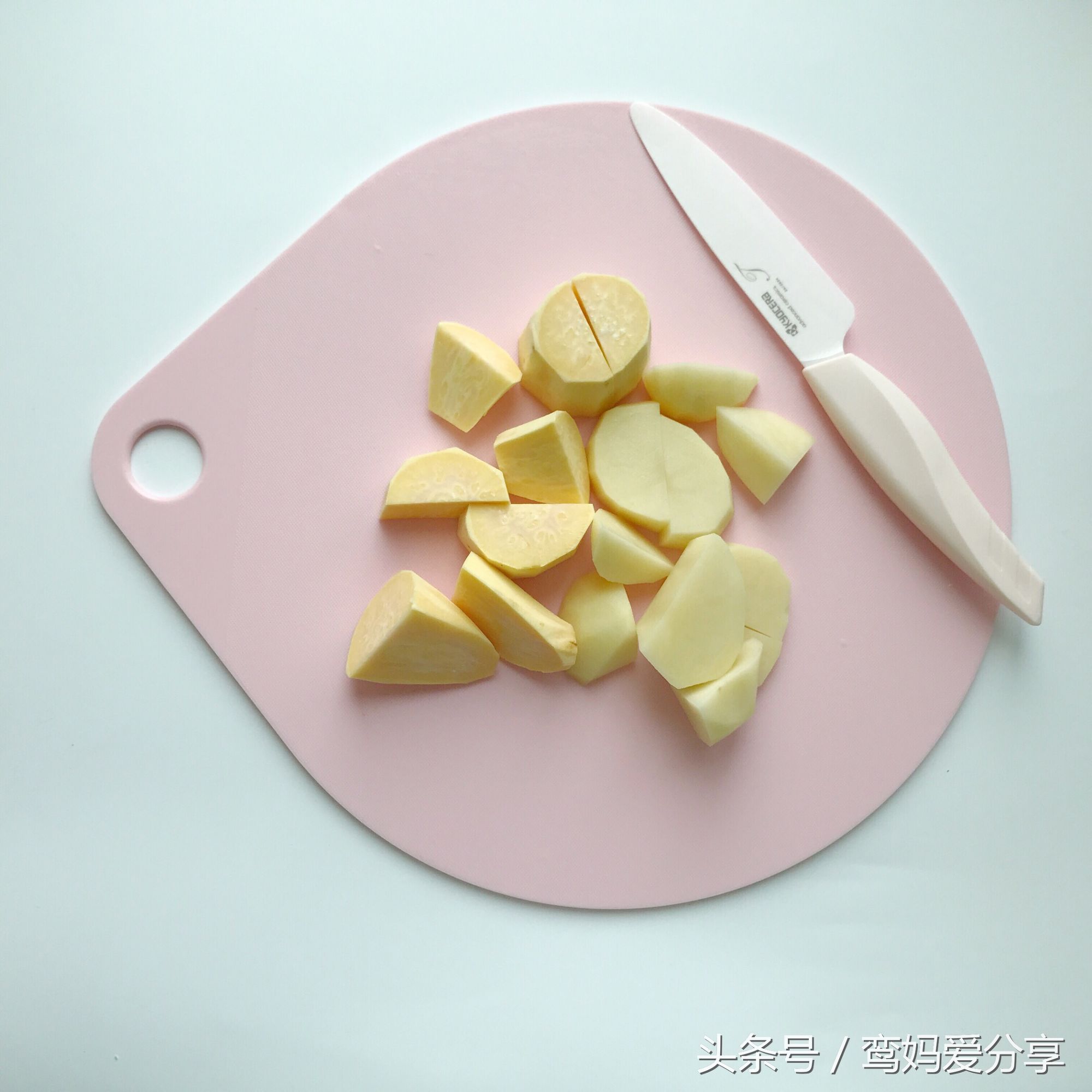 宝宝辅食土豆蔬菜饼防便秘,宝宝通便辅食玉米鸡蛋饼