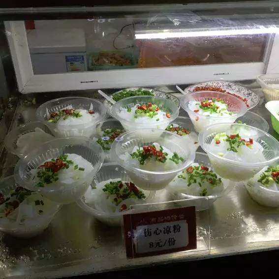 开封鼓楼广场离鼓楼夜市近吗,开封鼓楼夜市营业到几点