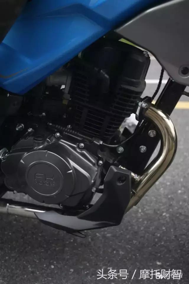 街车摩托车性价比新手入门车推荐,街车摩托入门推荐8000左右