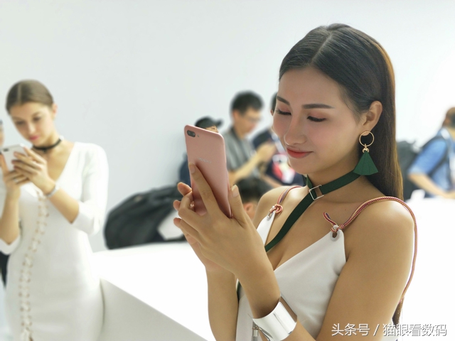 oppor11手机测评是否值得入手,oppor11好用吗值得入手吗