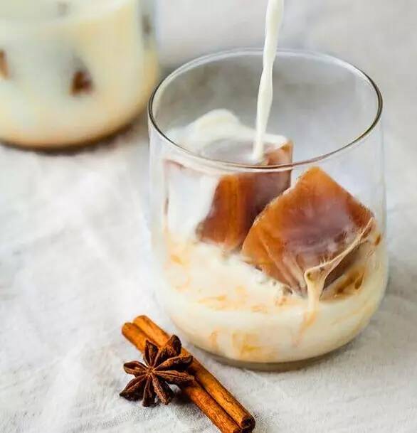 天气这么热，来做冰格吧~没有孩子不喜欢哦！