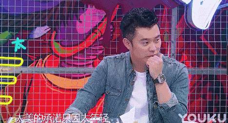 举杯呵呵喝胡海泉,胡海泉尬聊