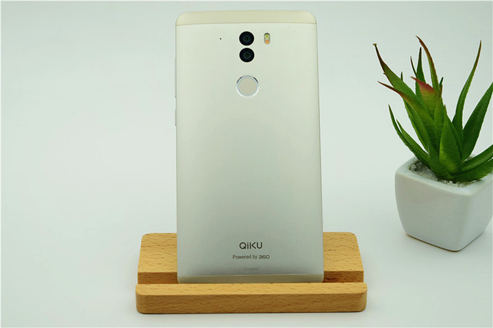 性价比手机小米5,小米5尊享版上市价格