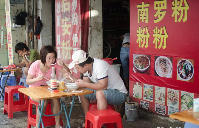 吐血编辑，三亚所有吃的都在这儿了，不吃也来瞧一瞧啦。
