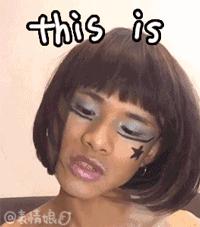 靠一只马克笔化妆为人间*物尤**！深扒网红艾克里里和他的娇喘助理！