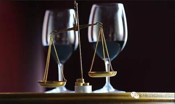 干红葡萄酒酸是什么原因,葡萄酒为什么是酸的