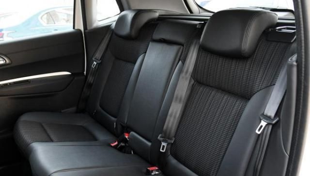 标致3008优缺点二手车值不值得买,标致3008怎么样值得买吗