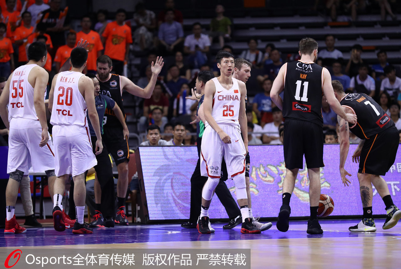 一场“肉搏战”教会蓝队太多就是比谁硬！这做不到亚洲杯咋赢