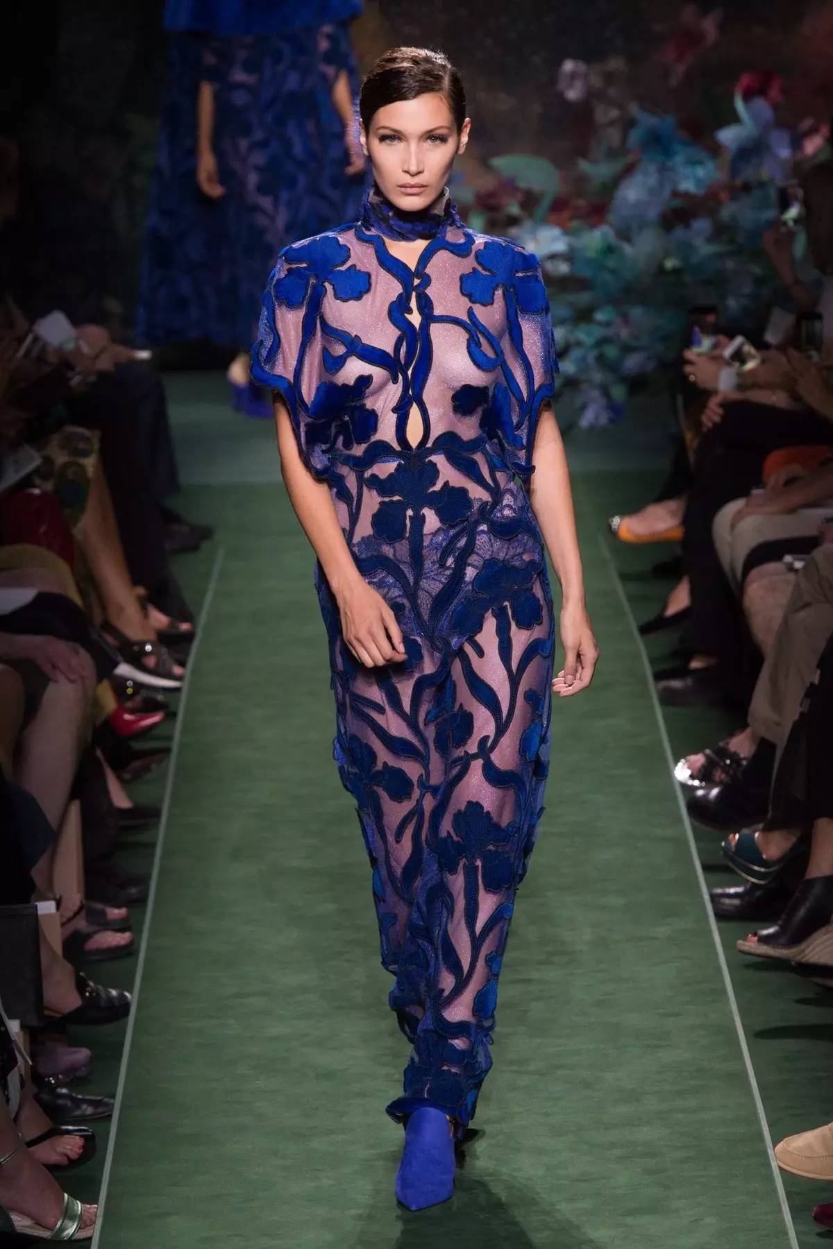 fendicouture2018秋冬高定礼服,fendi年度晚宴皮草定制