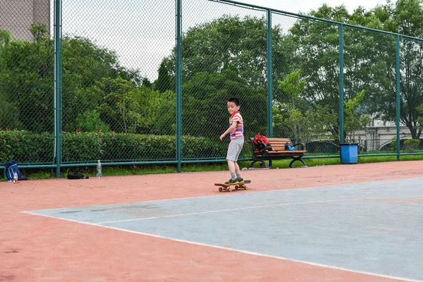 尼康d7500比d7100画质提升多少,尼康d7500和佳能90d哪个值得入手